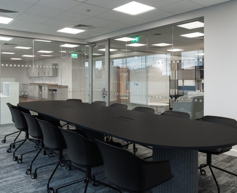 Kanam Grund boardroom - Calibro Workspace